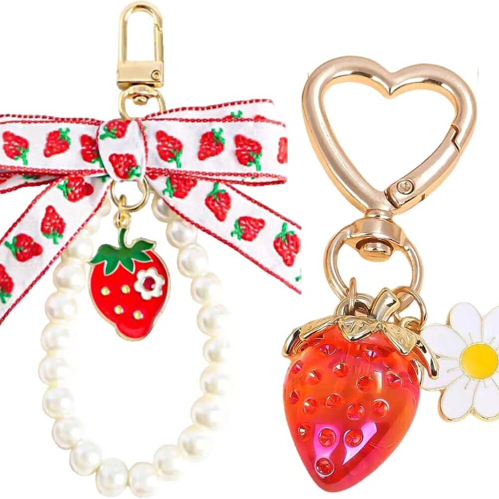 2Pcs Strawberry Keychain Charm Cute Bag Charms Flower Daisy Pearl Bow Keychain S
